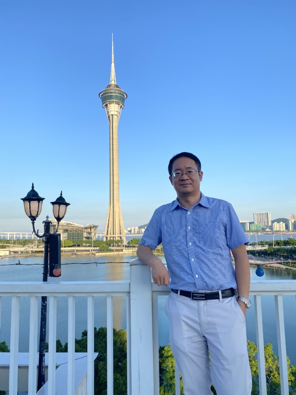 Yangyi的第三张照片--安徽中老年相亲网